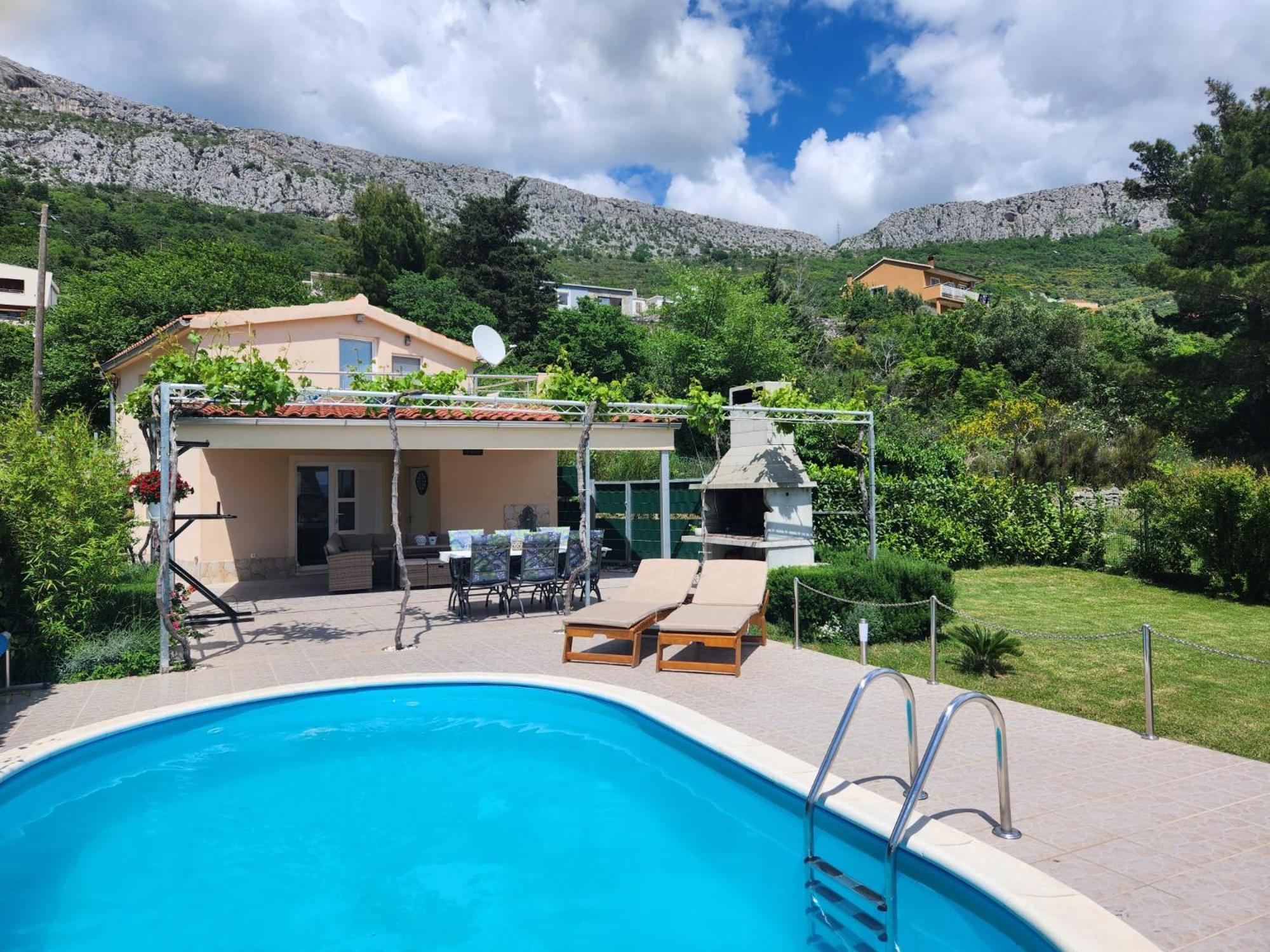 Holiday Home Rupotina With A Large Yard, Pool And A Beautiful View Solin Zewnętrze zdjęcie